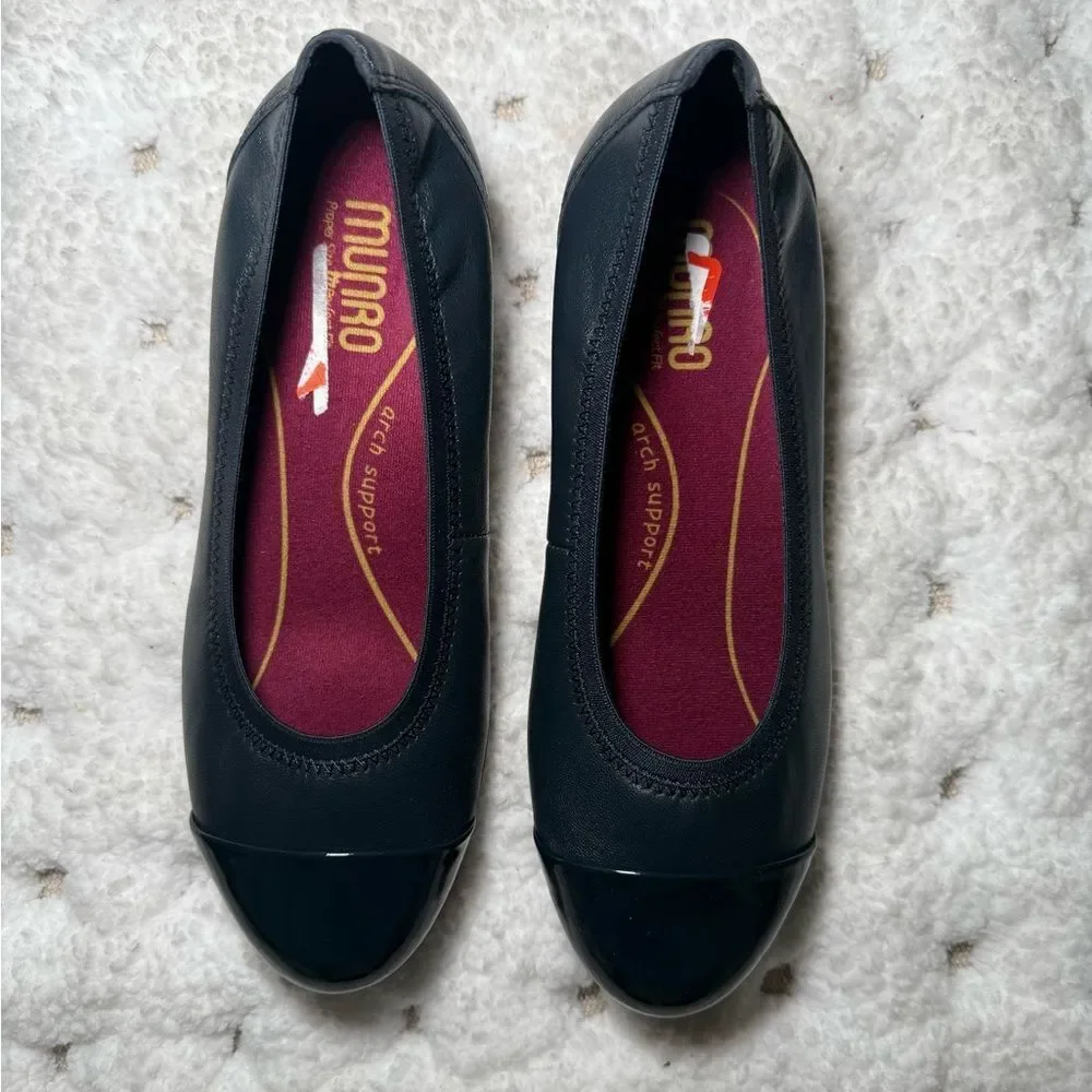 Munro removable cushioned